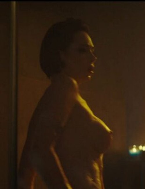 Настасья Самбурская